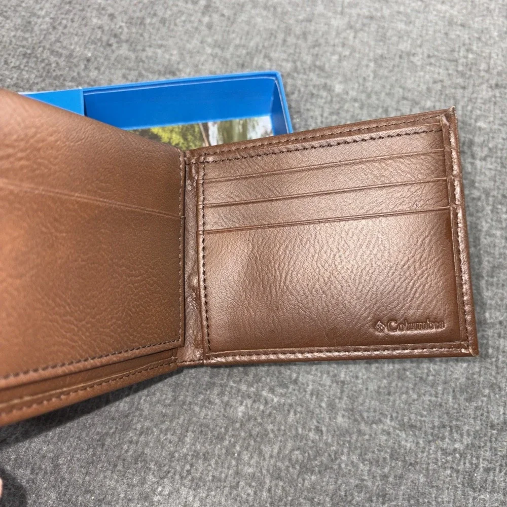 Columbia‎ Men's Bifold Leather Wallet Brown 31CP220083 NWT